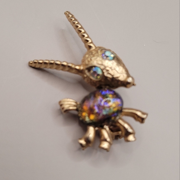 Sparkly Antelope? Brooch - Picture 2 of 5